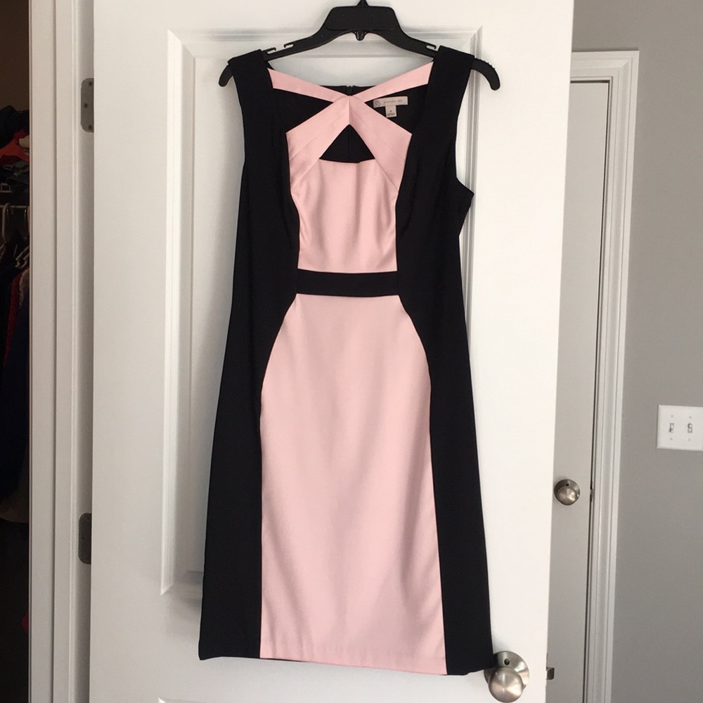 Super flattering black and pink cocktail dress